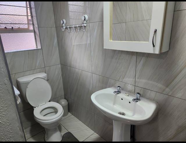 3 BEDROOM TOWNHOUSE FOR SALE IN GLEN MARAIS